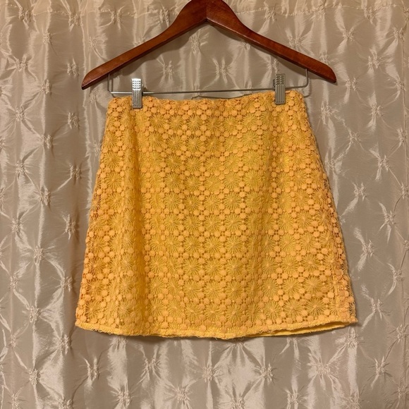 L'ACADEMIE Comilly Lace Mini Skirt in Yellow Apricot Crochet Revolve - Picture 3 of 10